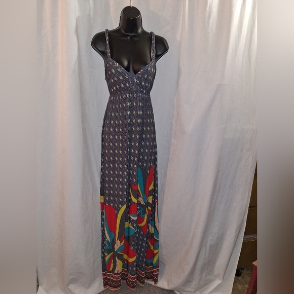 Sleeveless Blue and Red Maxi Sundress - Picture 1 of 6